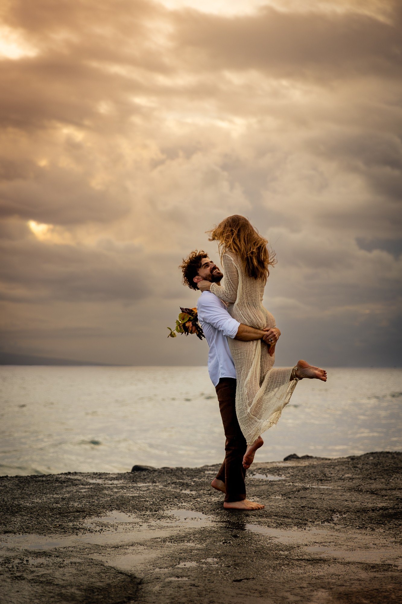 carousel-hero-element image-0