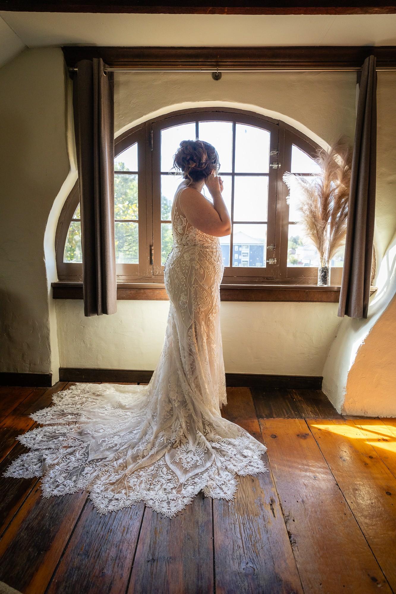 A Day to Remember: The Wedding of Elijah and Madolyn at The Railroadhouse Inn