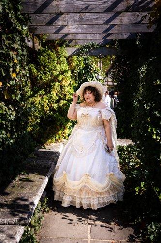 mobile - carousel-hero-element image-2